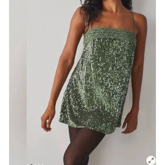 Free People That Girl Sequin Slip Mini Dress In Green - Size M - Picture 1 of 6